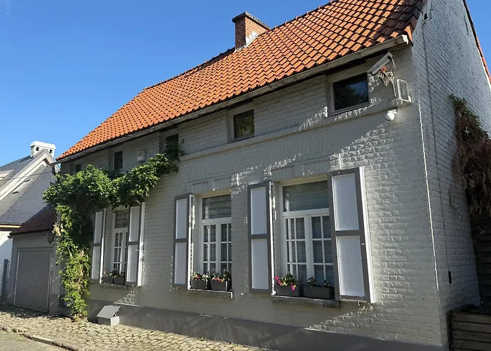 Homestay Maison D'hote Yourehome 2 Belles A Louer Individuellement Dans Un Ecrin De Verdure La Hulpe